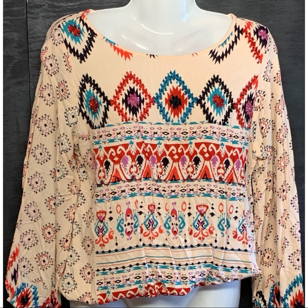 Ladies Size Medium Angie 100% Rayon Blouse with Sequins